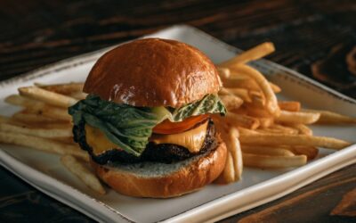 Gaslamp Burger: Savor the Goodness of 100% Grass-Fed Beef